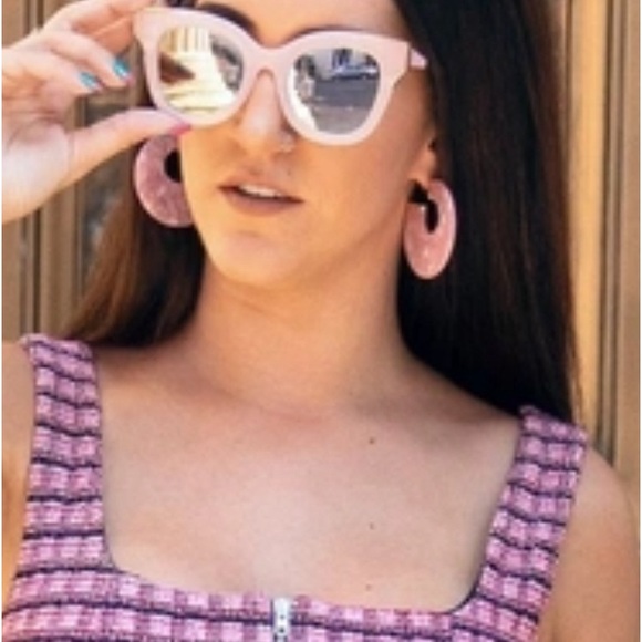 Neiman Marcas Pink Acrylic/Lucite Hoops - Picture 4 of 4